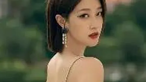 KVL 27寸曲面电竞显示器，畅享沉浸式游戏盛宴！