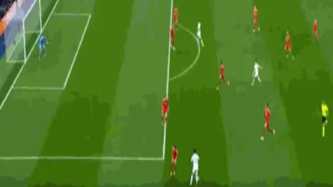 西甲快讯：巴萨豪取8连胜，皇马近8场4胜火力全开，马竞8轮仅3胜。